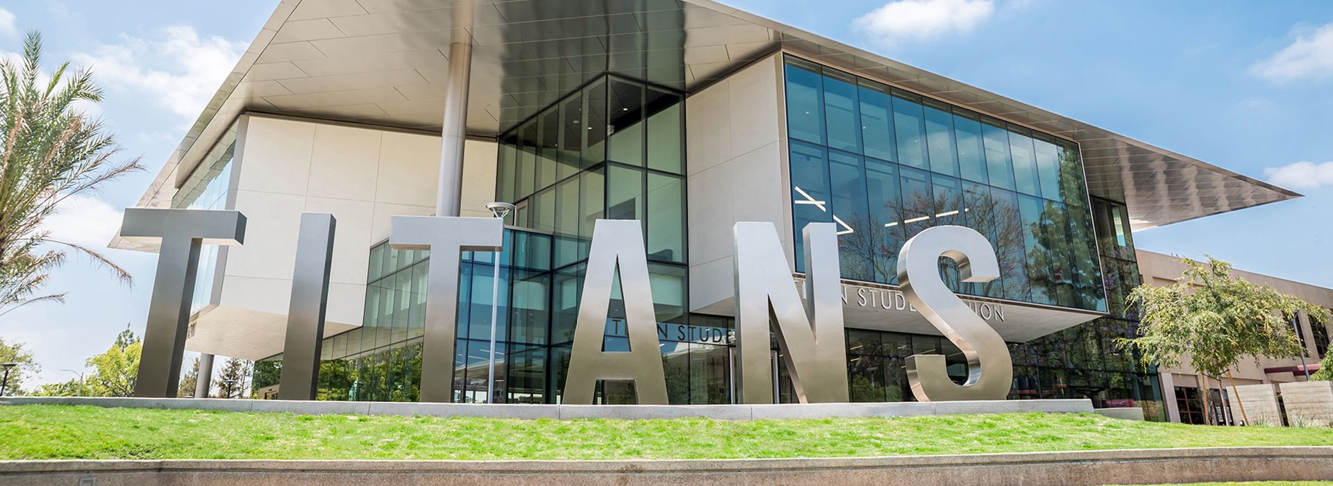 CSUF TITAN letters